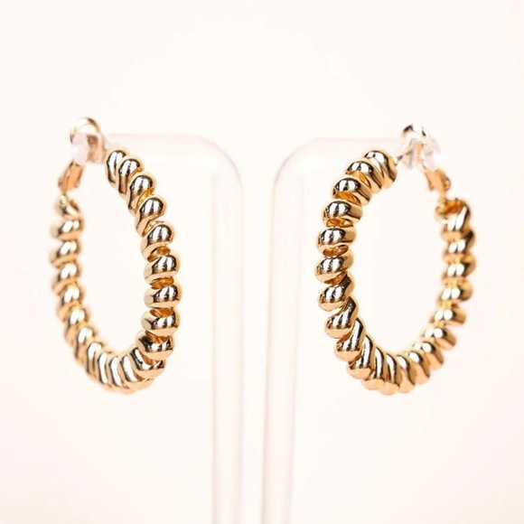One Blessed Nana Jewelry - NWT *BOUTIQUE*  THE TATYANA GOLD TONE HOOP EARRINGS